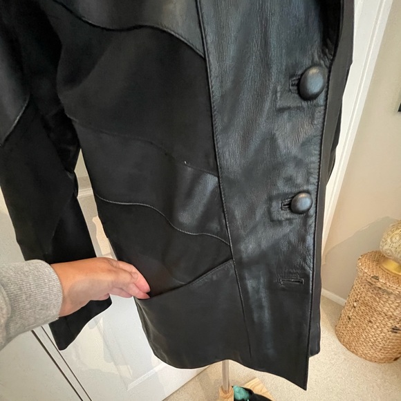 Taylor made leather and suede jacket. Size AU16 - Picture 12 of 12